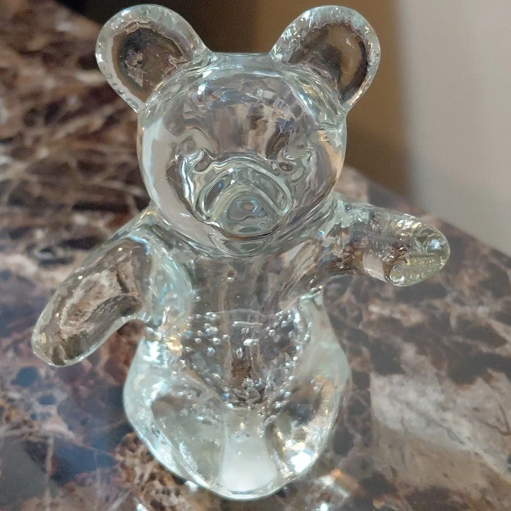 Vintage Controlled Bubbles Glass Sitting Teddy Bear Figurine Paperweight